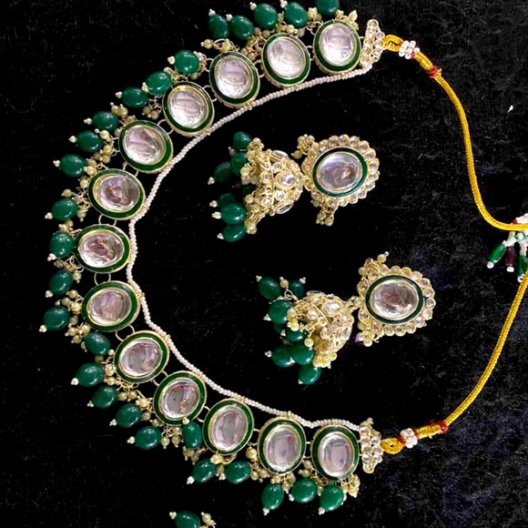 Emerald jewlery - Picture 1 of 1